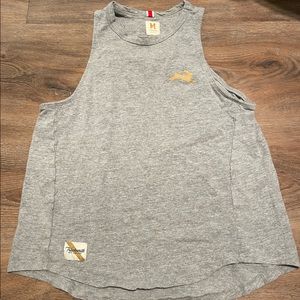 Tracksmith Women’s Grayboy Size Medium